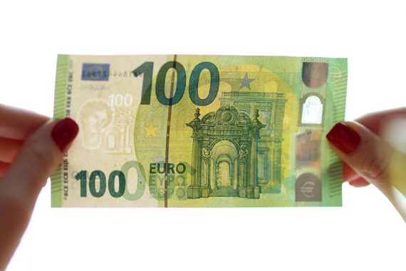 Как да разпознем фалшива евро банкнота (Ръководство)